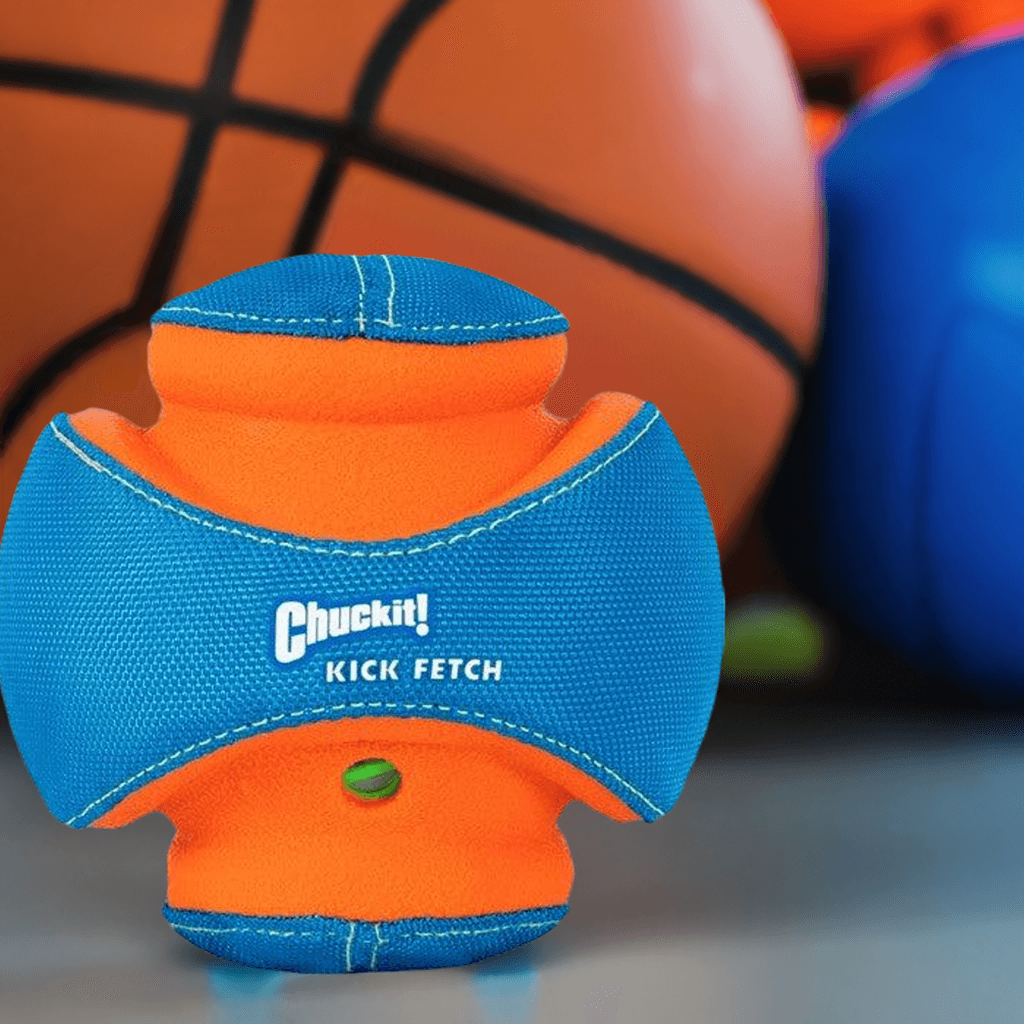 Chuck It Giggle Kick Fetch – stor hundebold med fniselyd og holdbar skumkerne 🐶🎾