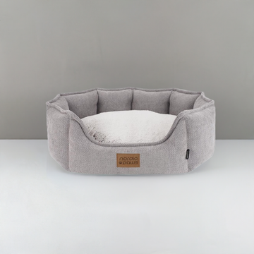 Nordic Paws Evie hundeseng i oval form med vendbar pude og anti-slip bund